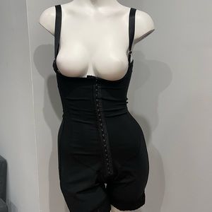 Faja colombiana compression garment